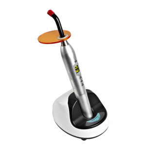 MACHINE DE PHOTOPOLYMERISATION DENTAIRE