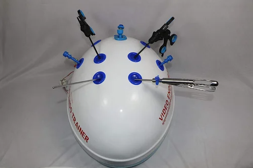 ENDOTRAINER SIMULATEUR DE LAPAROSCOPIE – Image 5