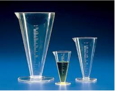 VERRE A PIEDS – Image 2