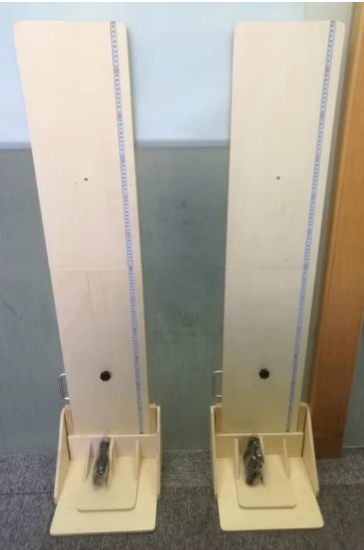 TOISE POUR ENFANT EN BOIS FABRICATION LOCALE – Image 5